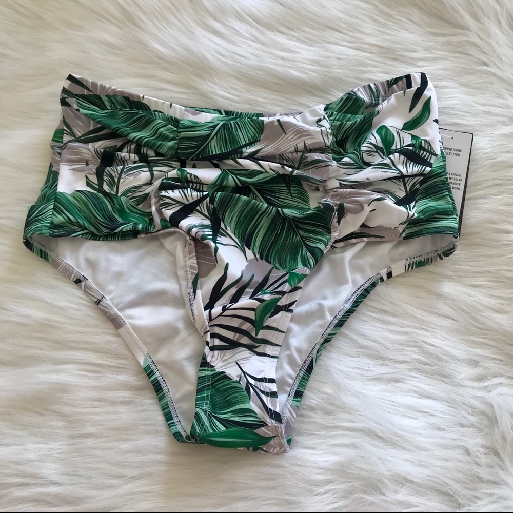 NWT Torrid Swimsuit Bottoms